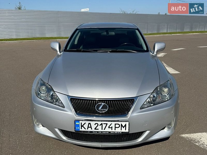 Lexus IS 2008