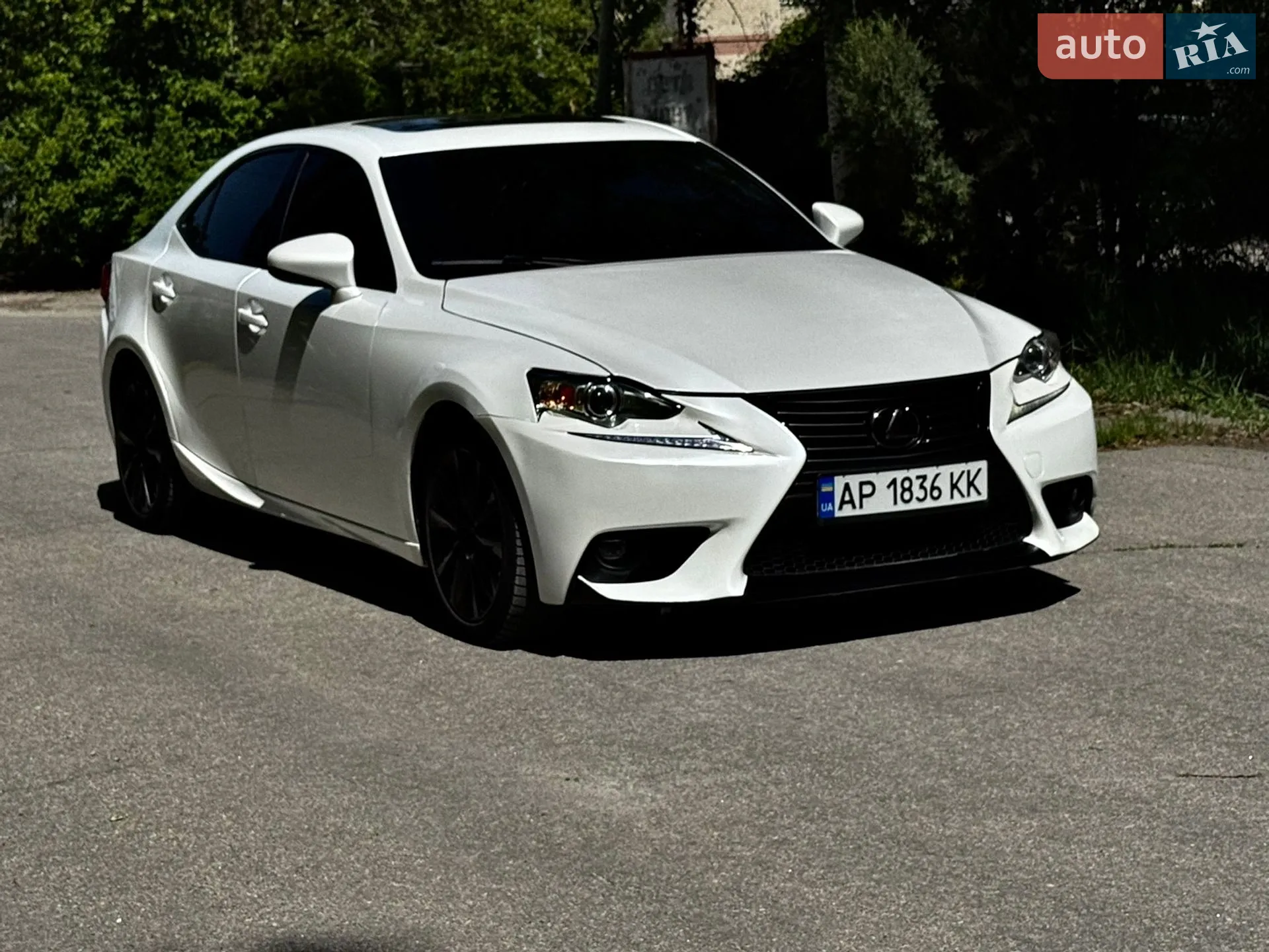 2015 Lexus IS - мініатюра 3