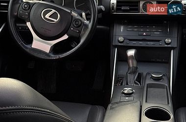 Седан Lexus IS 2015 в Запорожье