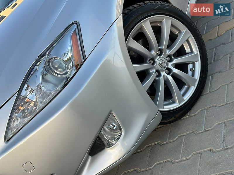 Седан Lexus IS 2006 в Одессе