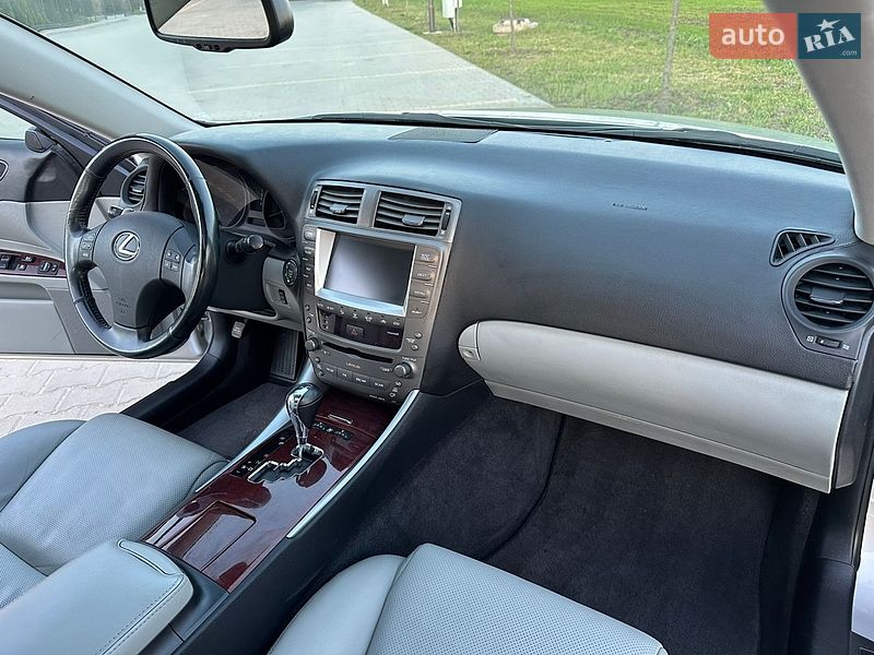 Седан Lexus IS 2006 в Одессе
