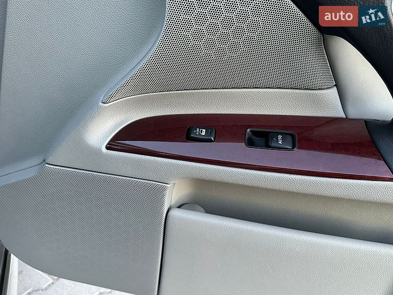 Седан Lexus IS 2006 в Одессе