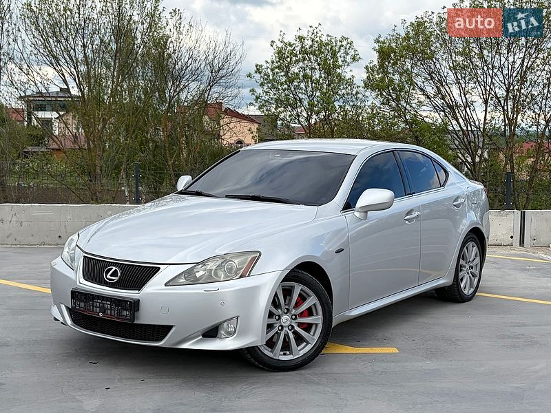 Седан Lexus IS 2005 в Тернополе