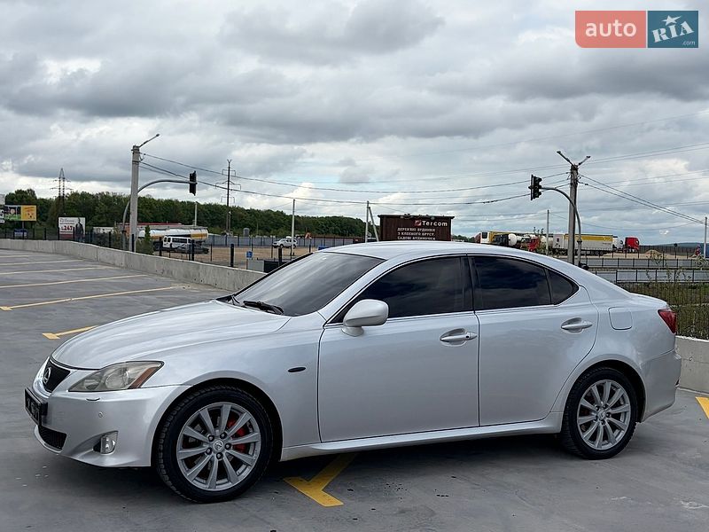 Седан Lexus IS 2005 в Тернополе