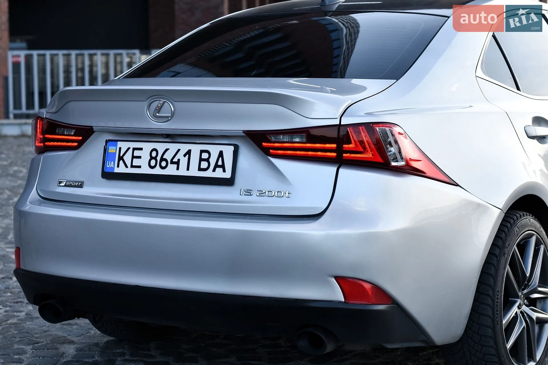 2016 Lexus IS - мініатюра 19