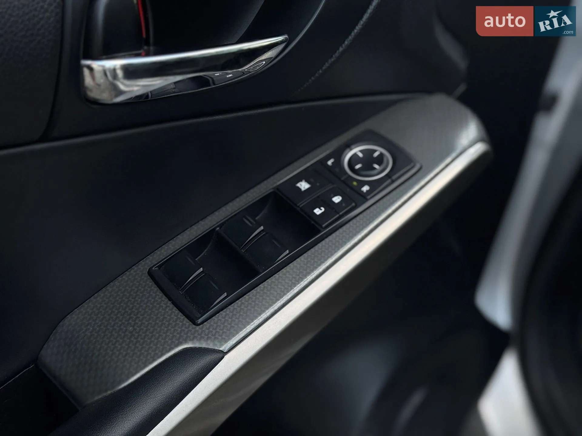 2016 Lexus IS - мініатюра 24