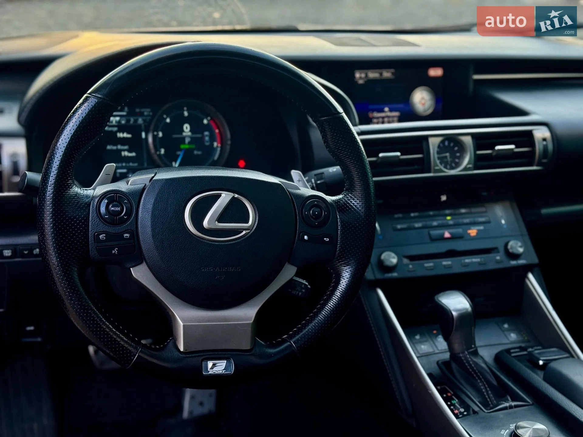 2016 Lexus IS - мініатюра 21