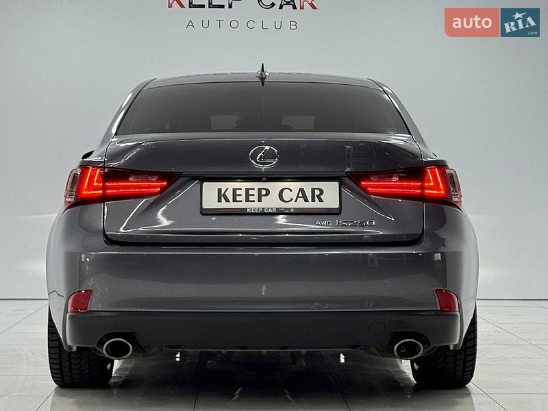 Седан Lexus IS 2015 в Одессе