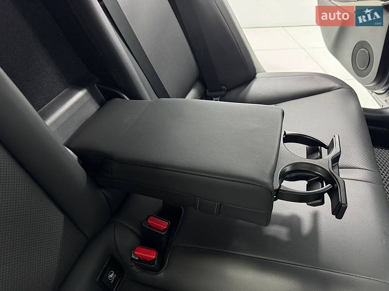 Седан Lexus IS 2015 в Одессе