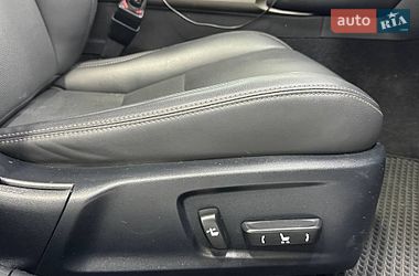 Седан Lexus IS 2015 в Одессе