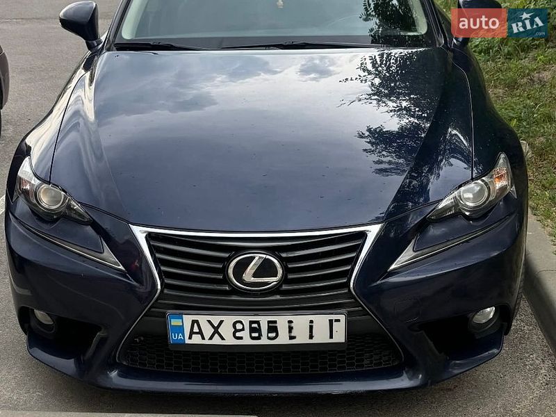 Седан Lexus IS 2014 в Киеве
