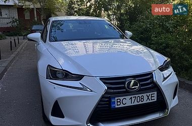 Седан Lexus IS 2014 в Львові