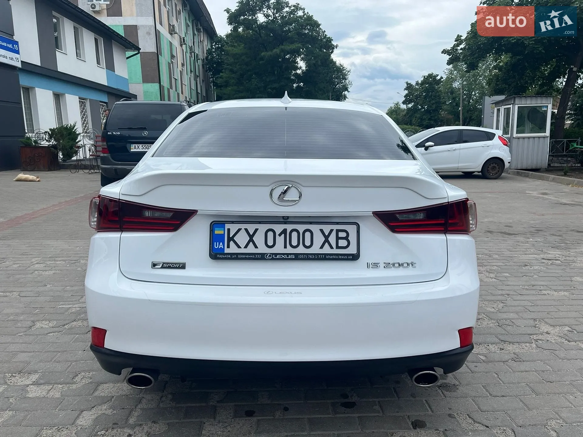 2016 Lexus IS - мініатюра 7