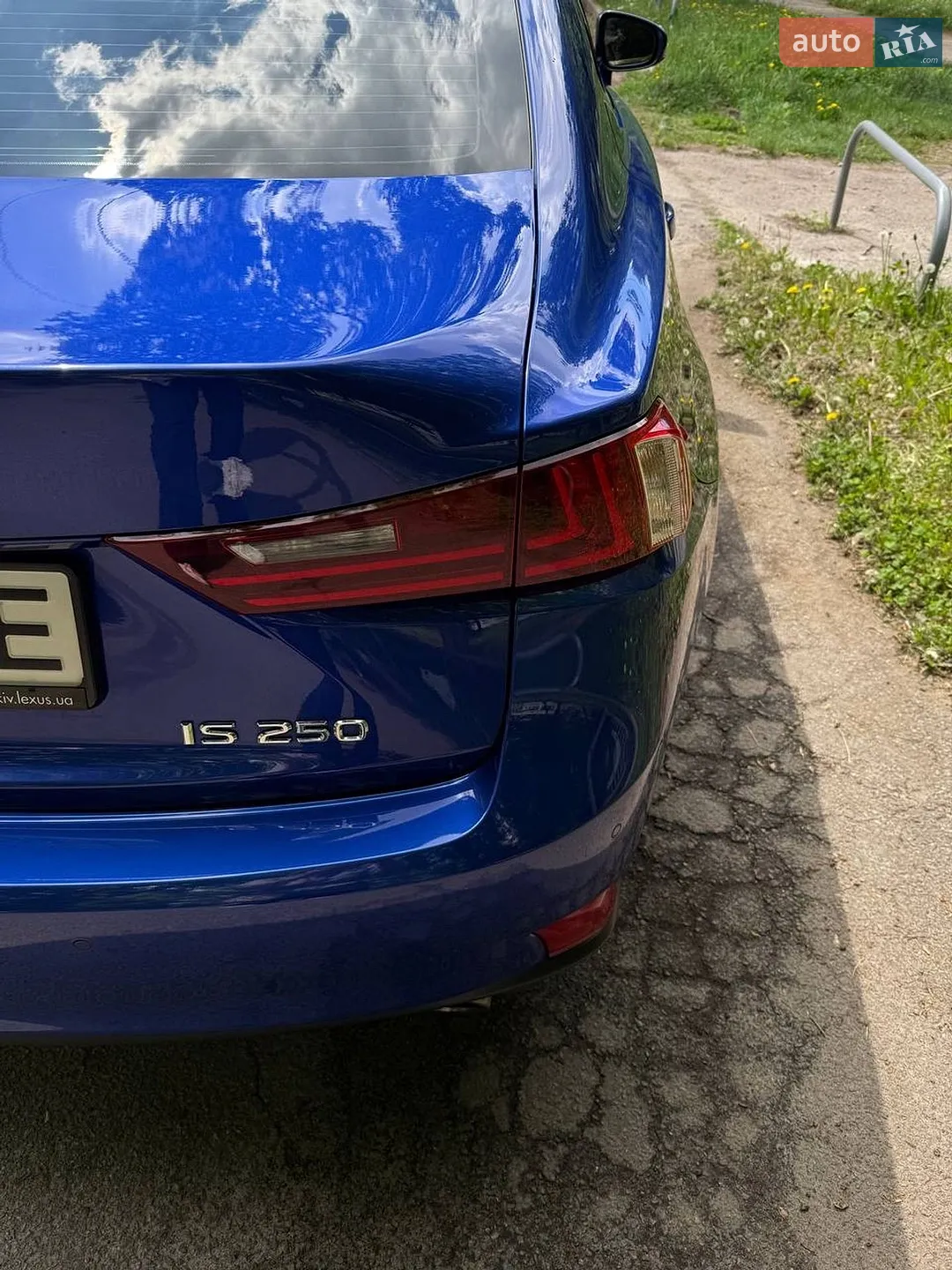 2013 Lexus IS - мініатюра 6