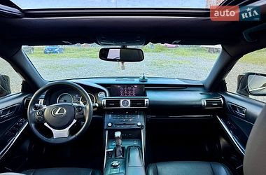Седан Lexus IS 2014 в Киеве