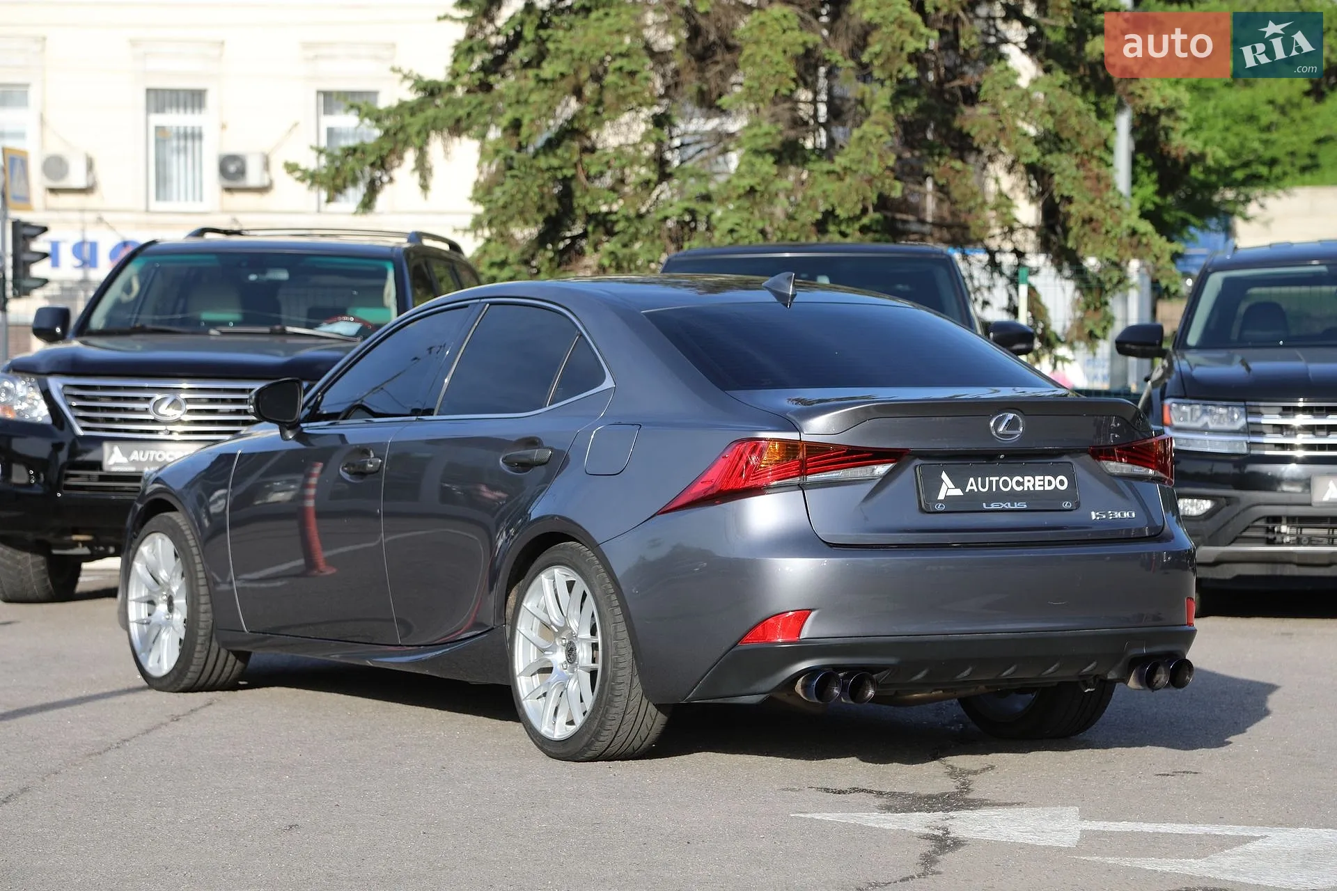 2019 Lexus IS - мініатюра 8