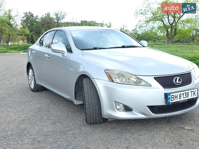 Седан Lexus IS 2005 в Белгороде-Днестровском