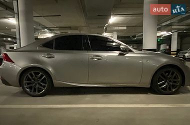 Седан Lexus IS 2018 в Киеве