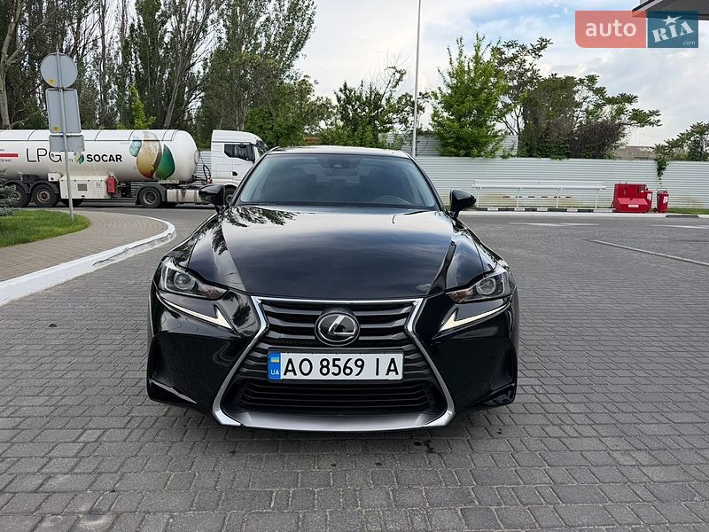 Седан Lexus IS 2017 в Одессе
