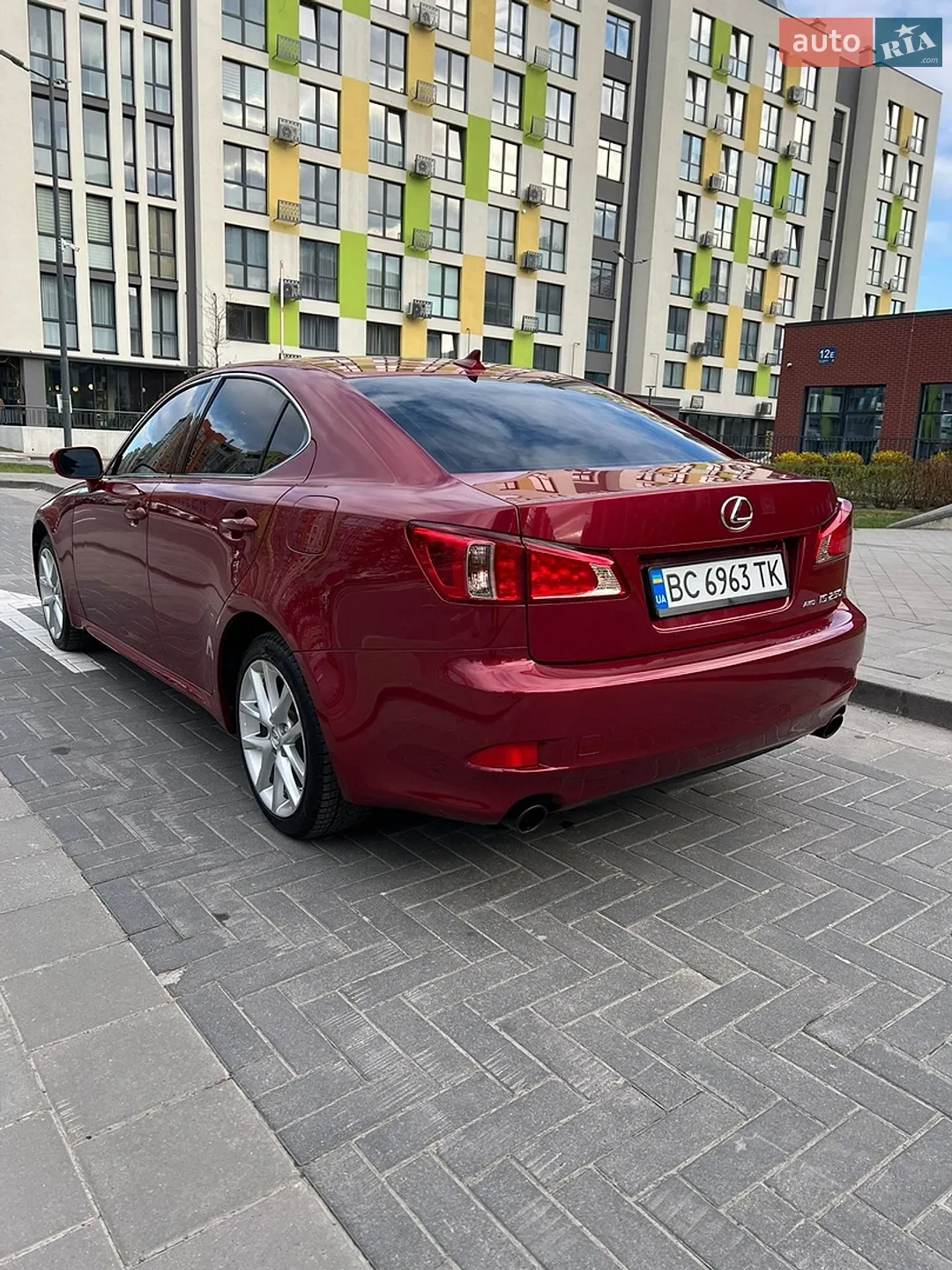 2012 Lexus IS - мініатюра 5