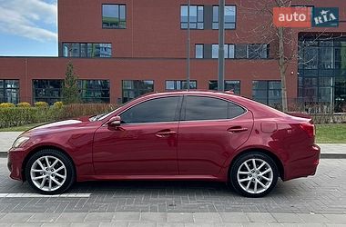 Седан Lexus IS 2012 в Львове