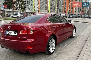 Седан Lexus IS 2012 в Львове