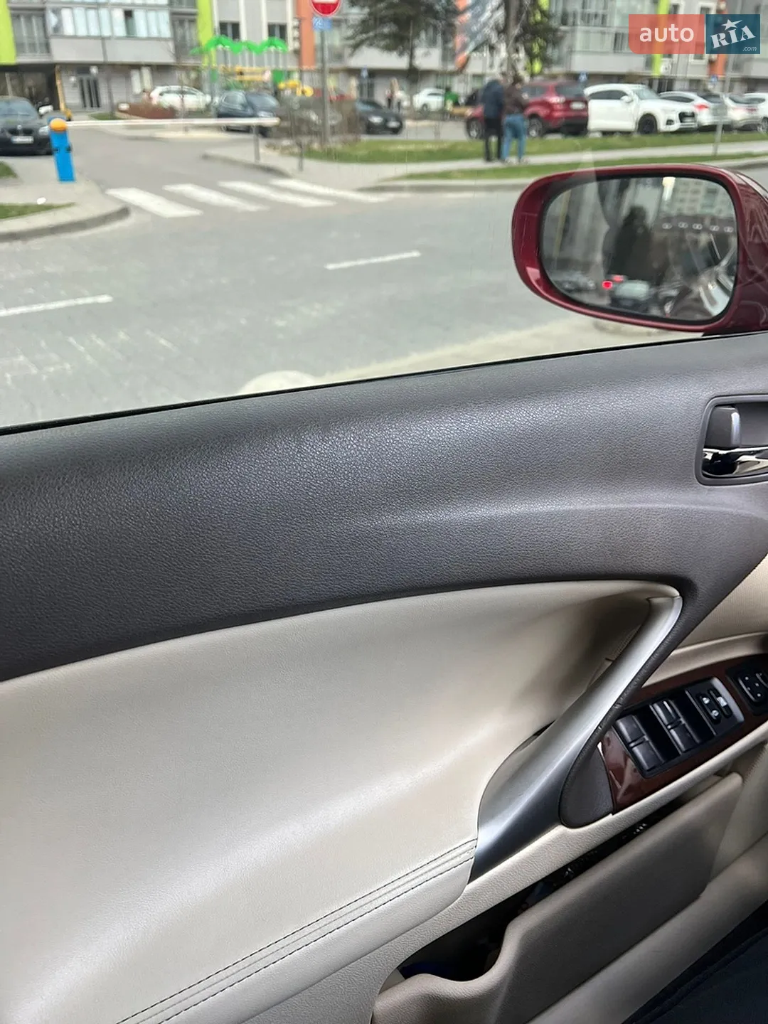 2012 Lexus IS - мініатюра 40