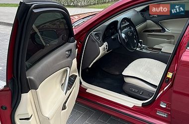 Седан Lexus IS 2012 в Львове