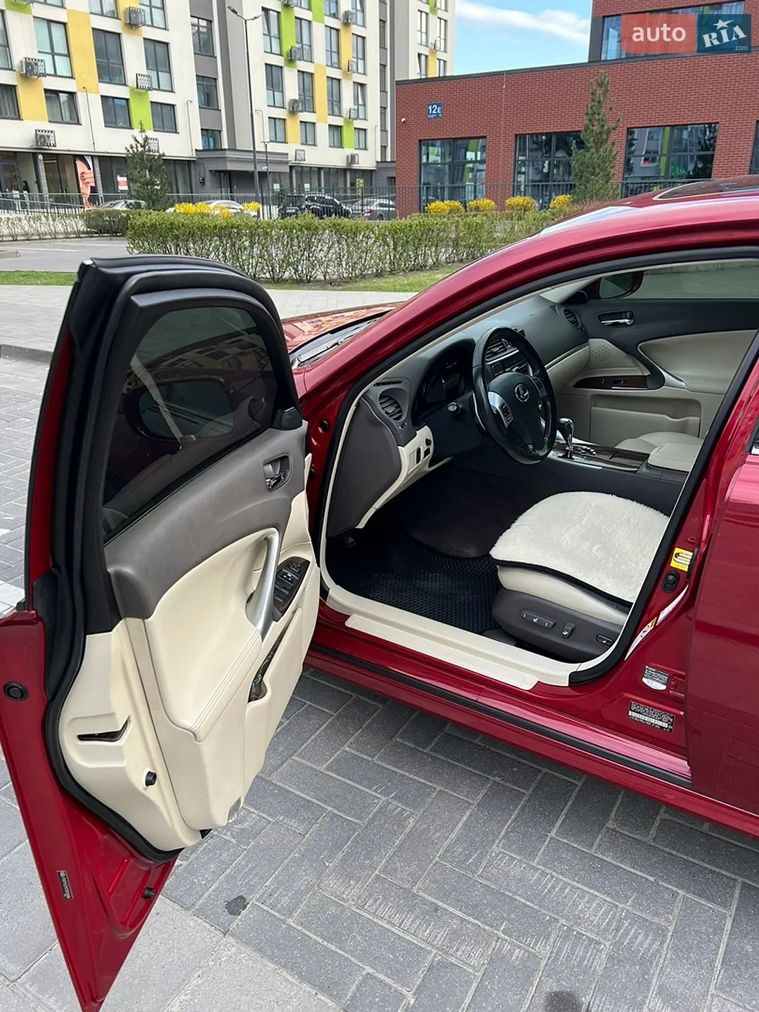2012 Lexus IS - мініатюра 45