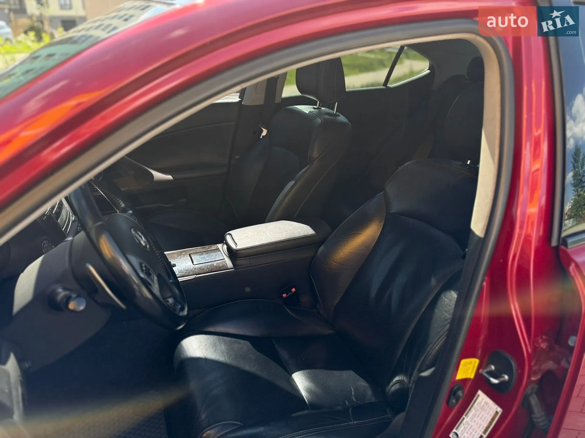 2013 Lexus IS - мініатюра 31