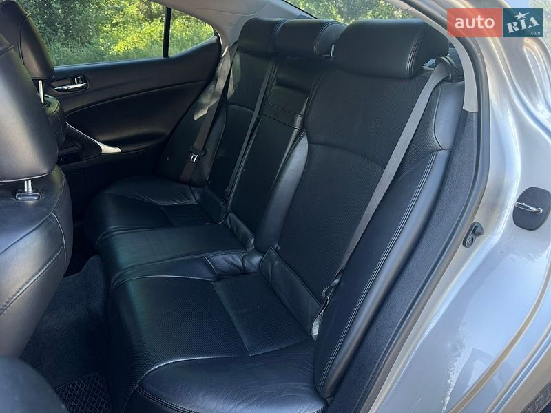 Седан Lexus IS 2008 в Дніпрі фото 22 Седан Lexus IS 2008 в Дніпрі
