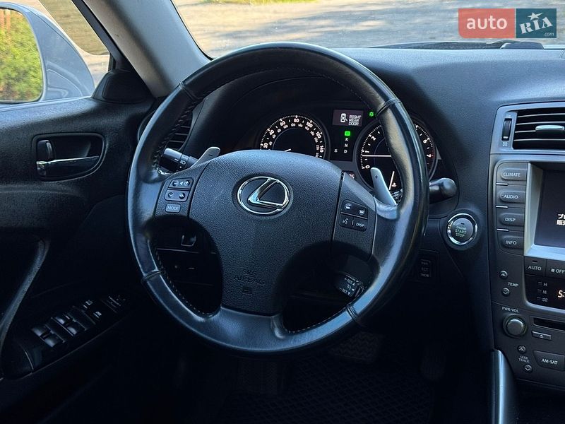 Седан Lexus IS 2008 в Дніпрі фото 15 Седан Lexus IS 2008 в Дніпрі