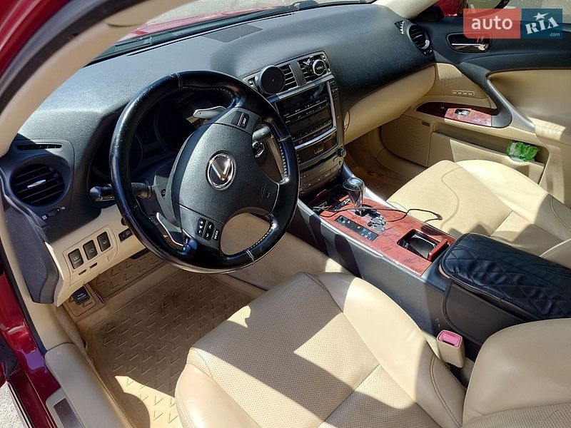 Седан Lexus IS 2008 в Одесі фото 13 Седан Lexus IS 2008 в Одесі