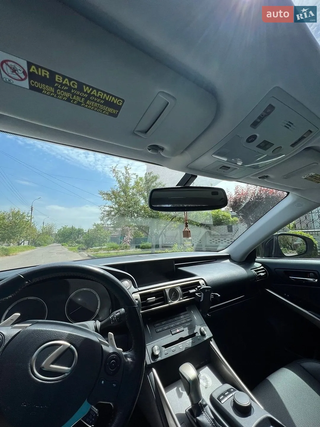 2014 Lexus IS - мініатюра 15