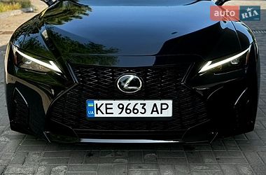 Седан Lexus IS 2021 в Дніпрі фото Седан Lexus IS 2021 в Дніпрі