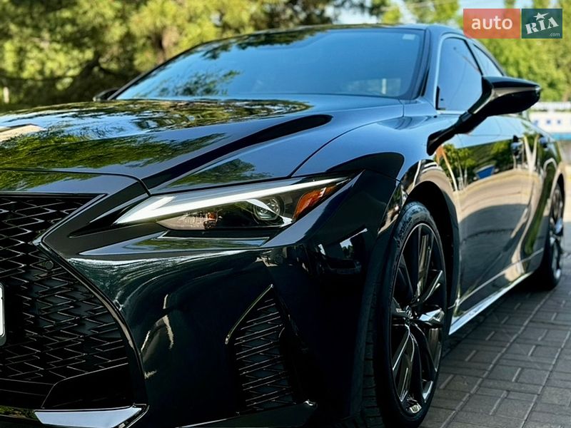 Седан Lexus IS 2021 в Дніпрі фото 2 Седан Lexus IS 2021 в Дніпрі