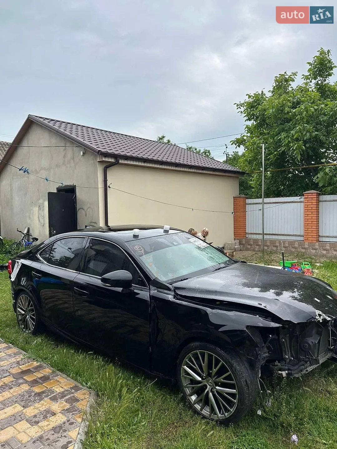 2016 Lexus IS - мініатюра 6