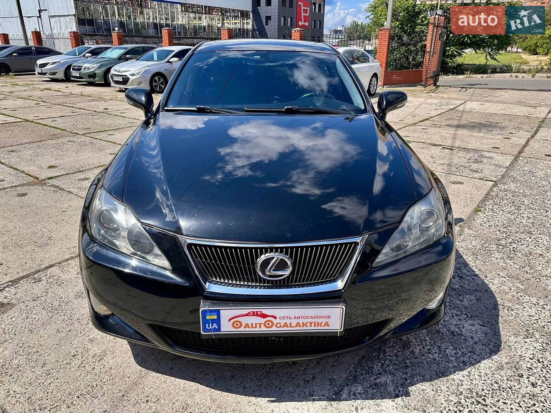 2010 Lexus IS - мініатюра 3