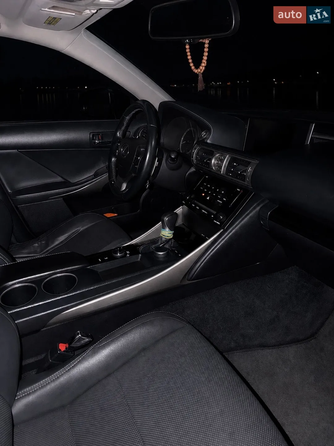 2013 Lexus IS - мініатюра 5