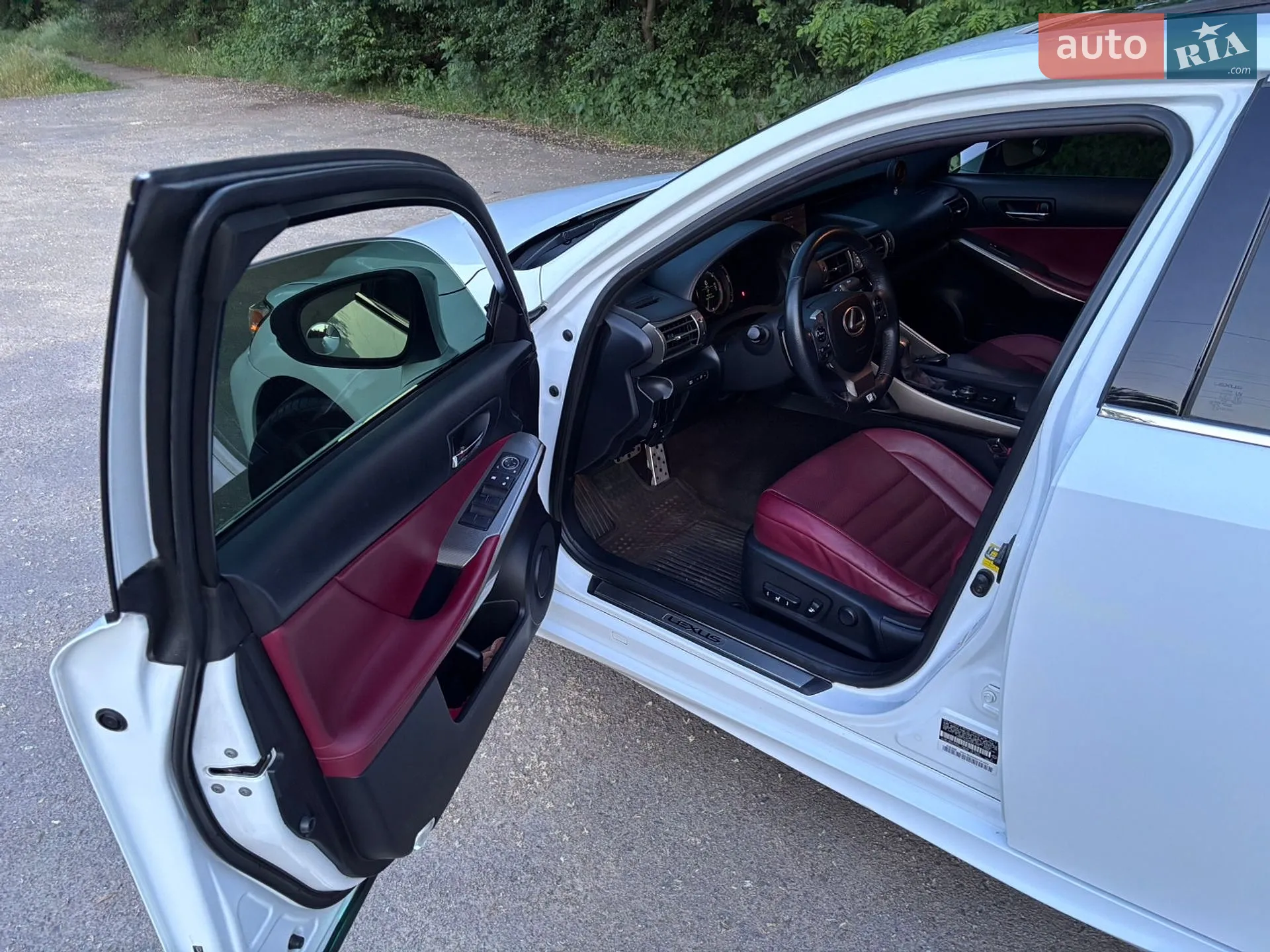 2013 Lexus IS - мініатюра 8