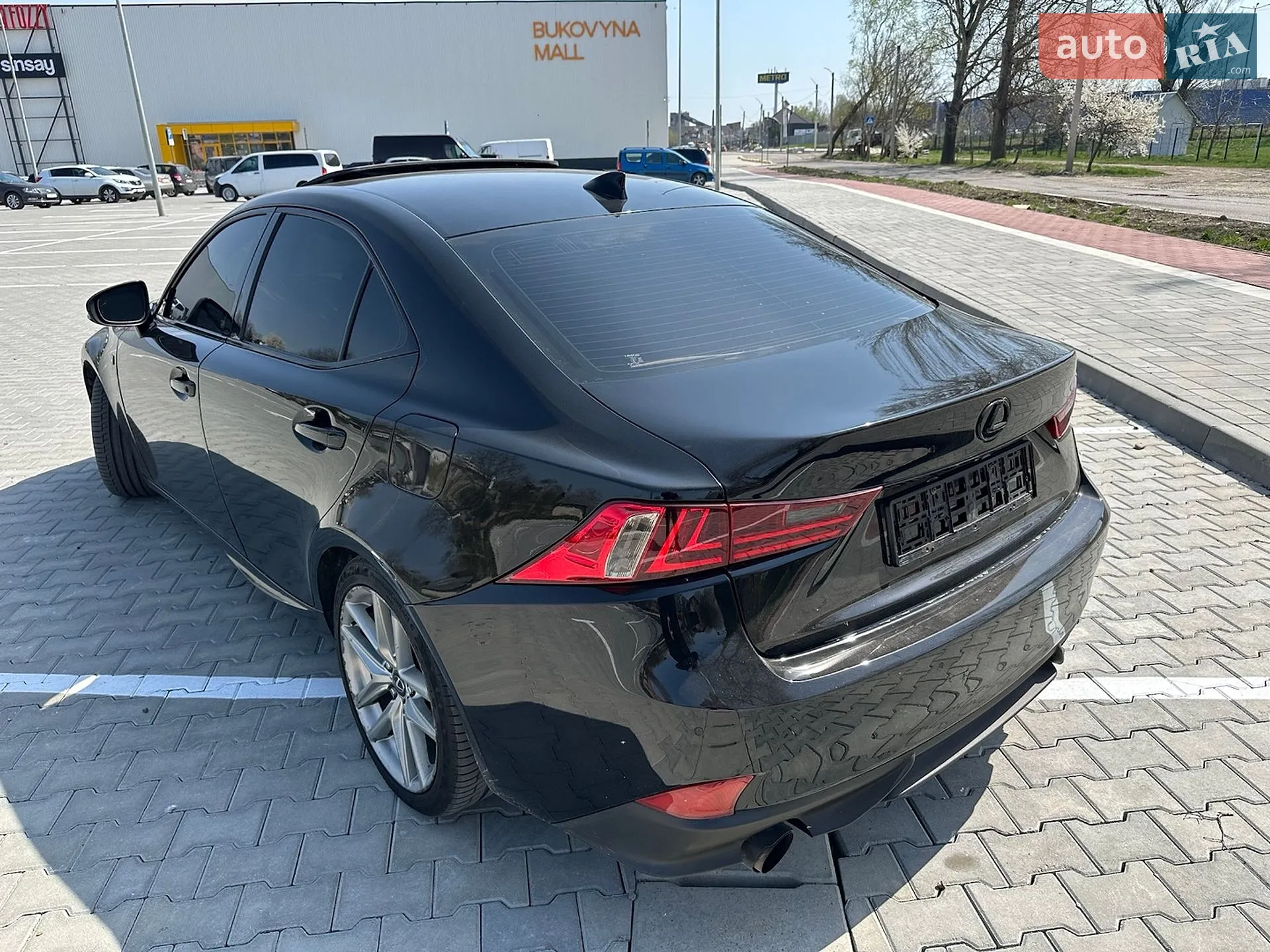2015 Lexus IS - мініатюра 9