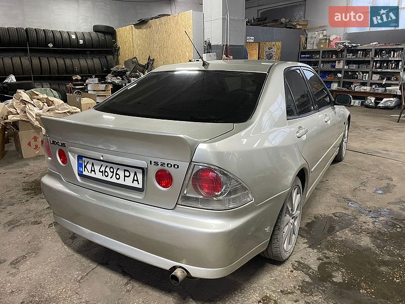 Седан Lexus IS 1999 в Белой Церкви