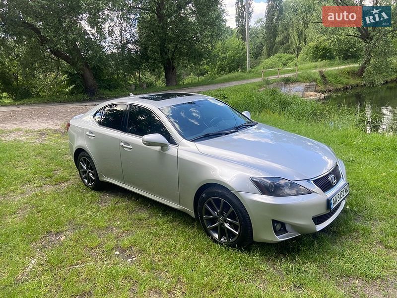 2011 Lexus IS, VIN JTHCF5C28B5047982:plate — фото 1 (autoria)