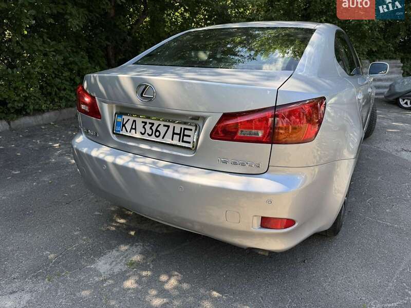 Седан Lexus IS 2007 в Петропавловской Борщаговке