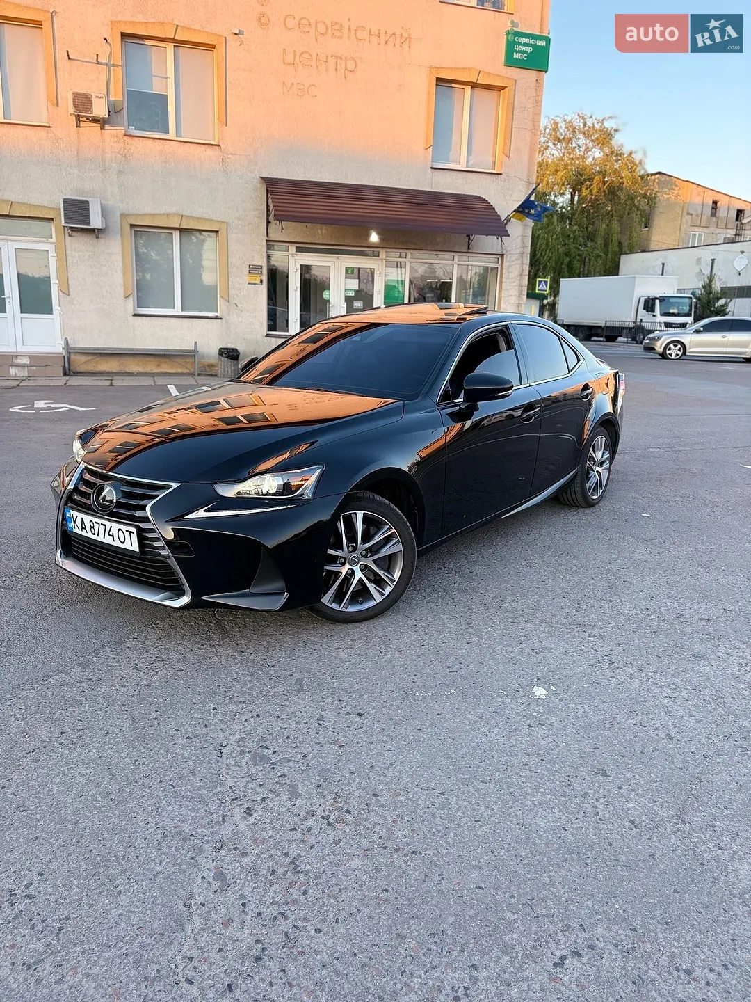 2020 Lexus IS - мініатюра 21