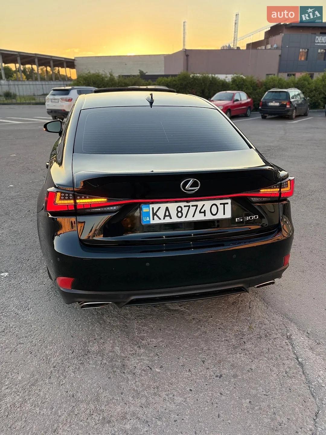 2020 Lexus IS - мініатюра 23