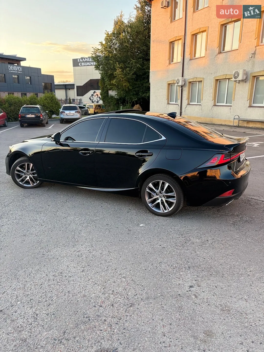 2020 Lexus IS - мініатюра 33