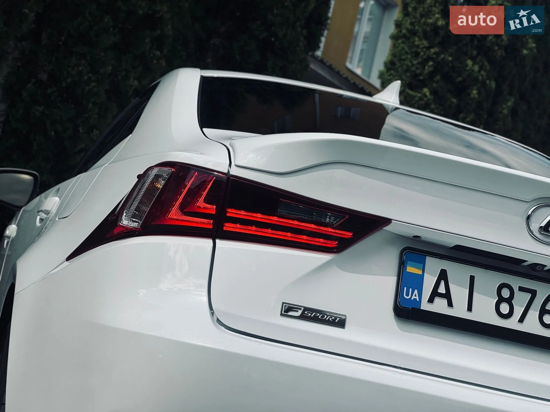 2016 Lexus IS - мініатюра 28
