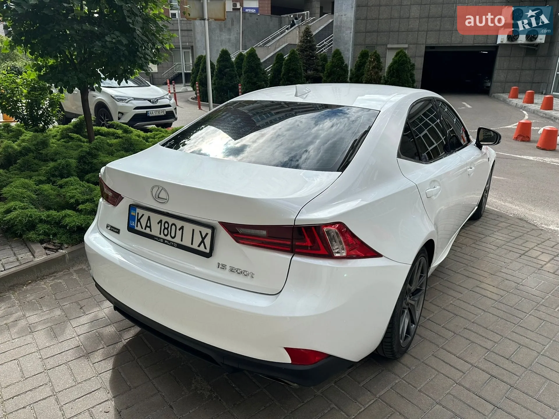 2015 Lexus IS - мініатюра 12