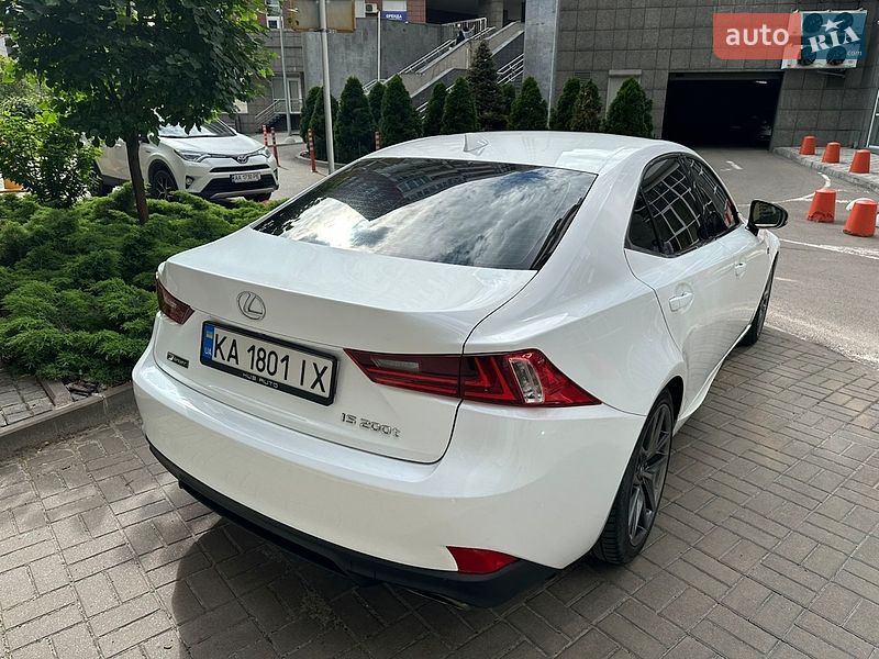 Седан Lexus IS 2015 в Києві фото 12 Седан Lexus IS 2015 в Києві